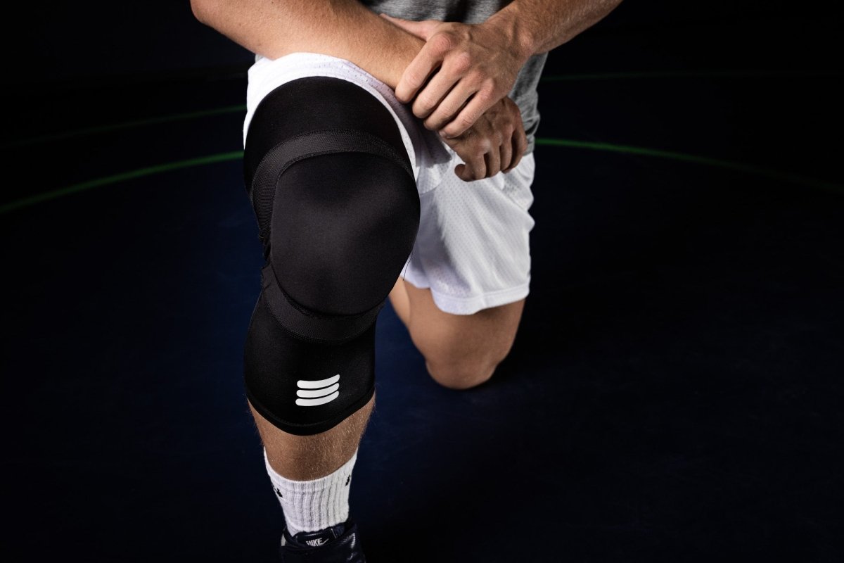 Mid-Length Padded Knee Sleeve - Black - Cumulus Sport